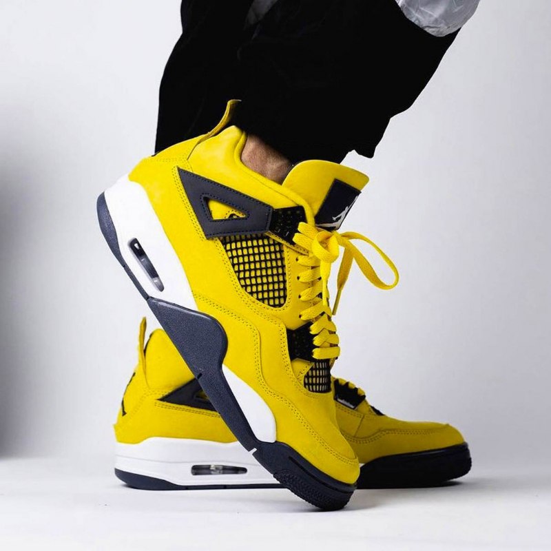 Air Jordan 4 Retro Tour Keltainen (salama)