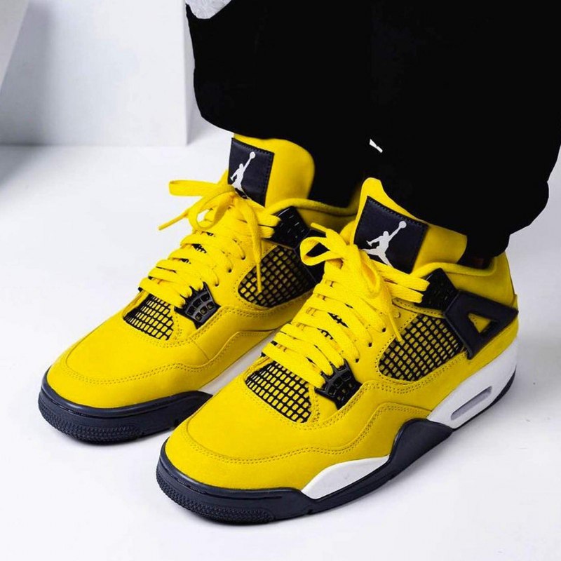 Air Jordan 4 Retro Tour Keltainen (salama)
