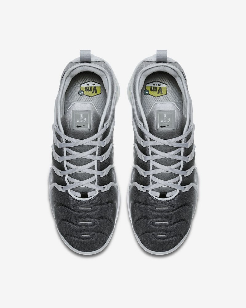 Juokseva Nike Air Vapormax More Miesten Musta Valkoinen Tummanharmaa