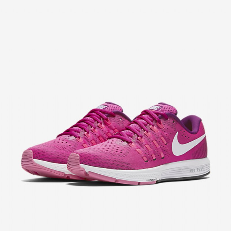 Juokseva Nike Air Zoom Vomero 11 Naisten Vaaleanpunainen Kirkas Grape Musta Valkoinen