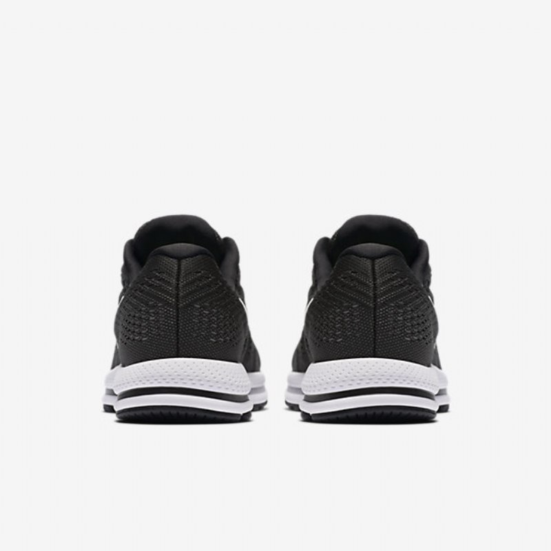 Juokseva Nike Air Zoom Vomero 12 Miesten Musta Antrasiitti Valkoinen