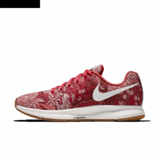 Juokseva Nike Zoom Air Pegasus 33 Naisten Black Hong Kong Graphic White