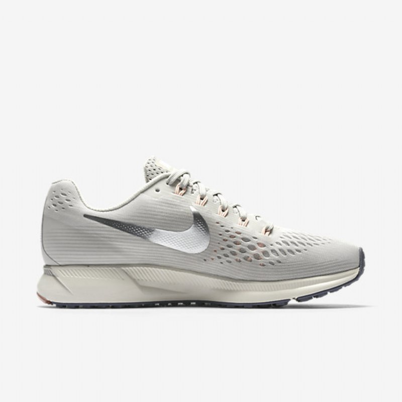 Juokseva Nike Zoom Air Pegasus 34 Naisten Light Bone Vaaleanharmaa Purjehduskromi