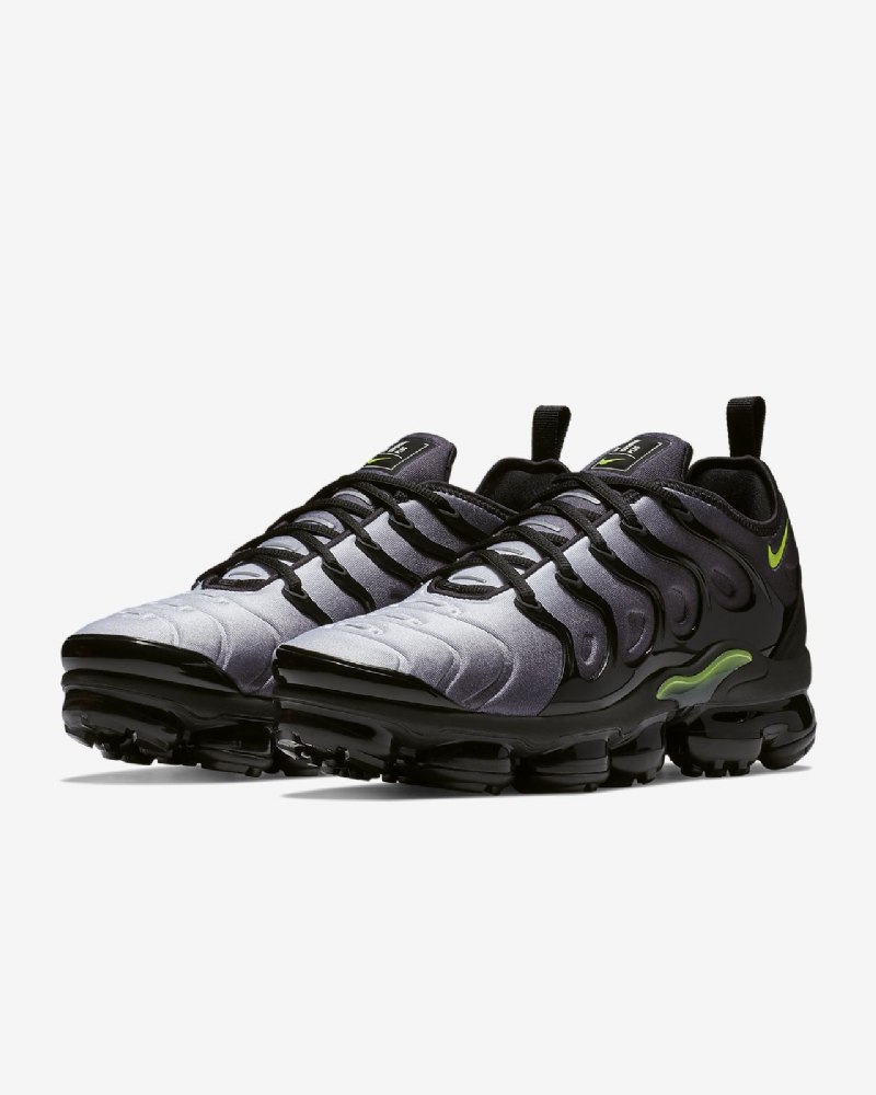 Juoksu Nike Air Vapormax More Miehistä Puuttuu White Volt