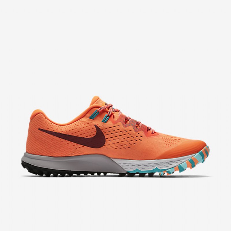 Juoksukengät Nike Air Zoom Terra Kiger 4 Miesten Hyper Crimson Team Oranssi Vihreä Turbo Tummanpunainen