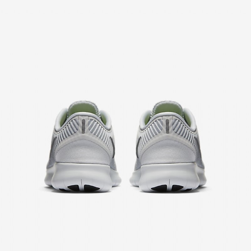 Juoksukengät Nike Free Naisten Rn cmtrs Pure Platinum Wolf Grey Lava Kirkkaan Viileä Harmaa