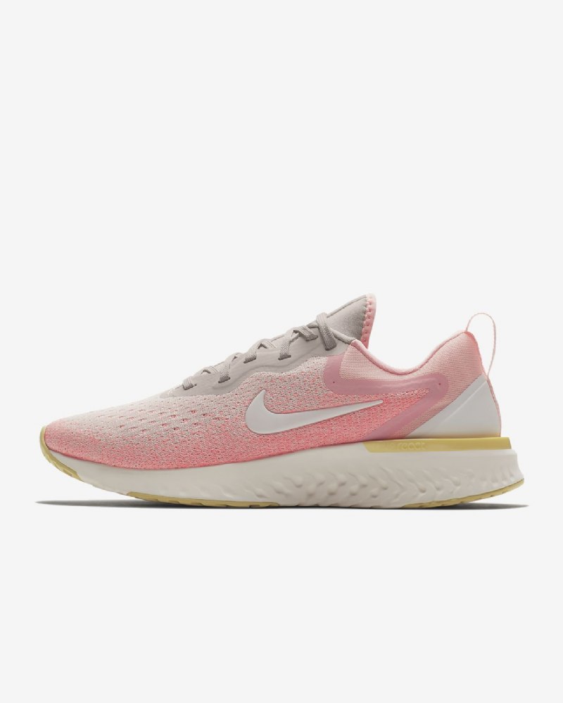 Juoksukengät Nike Naisten React Odyssey