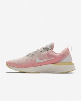 Juoksukengät Nike Naisten React Odyssey