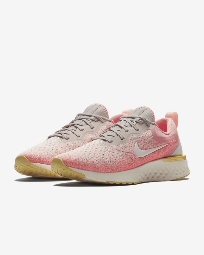 Juoksukengät Nike Naisten React Odyssey