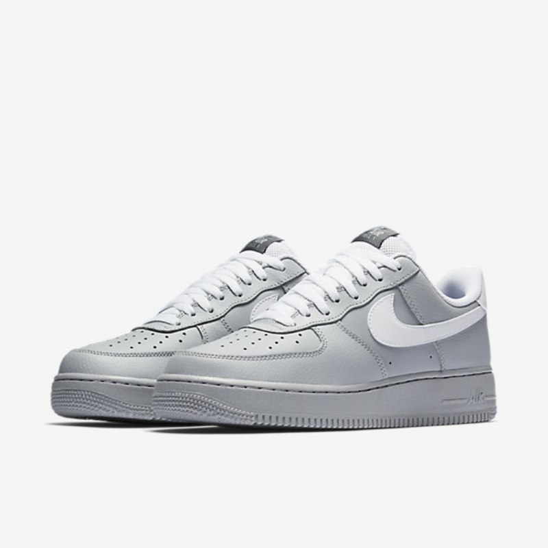 Nike Air Force 1 07 Men