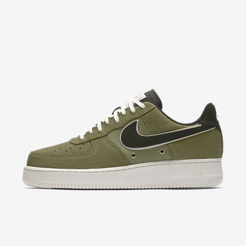 Nike Air Force 1 07 Miesten Lv8
