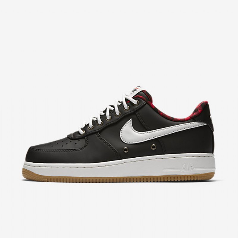 Nike Air Force 1 07 Miesten Lv8 Musta Punainen Action Purjekumi Vaaleanruskea Sail