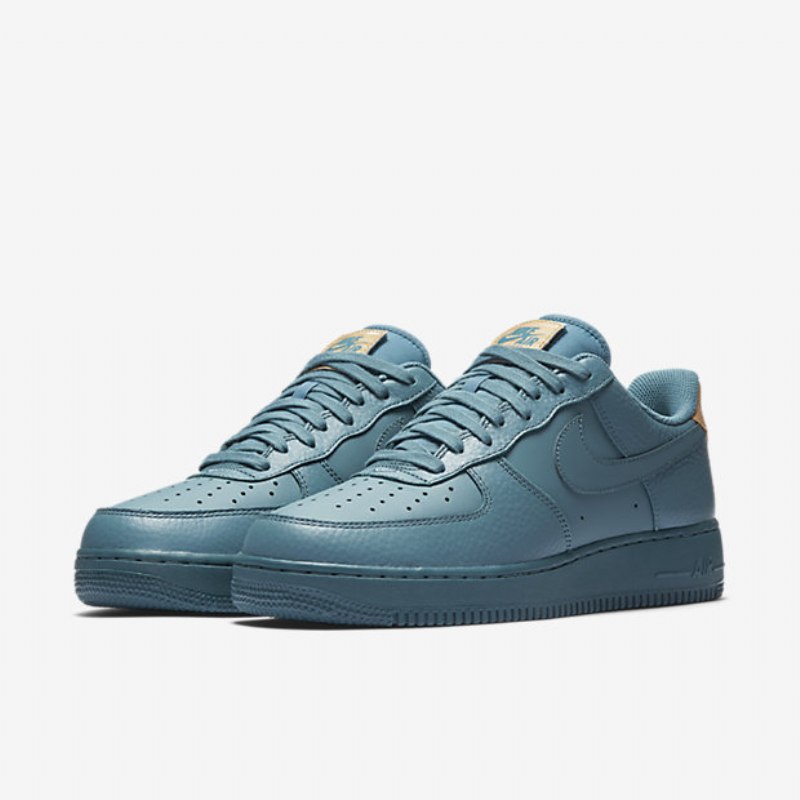 Nike Air Force 1 07 Miesten Lv8 Sininen Savustettu Valkoinen Gum Vaaleanruskea