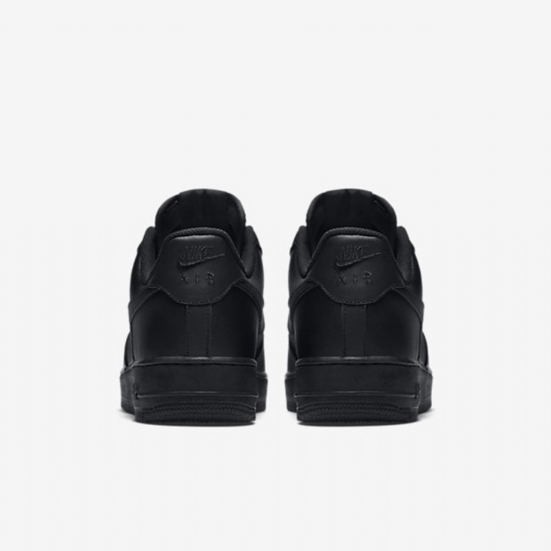 Nike Air Force 1 07 Miesten Musta