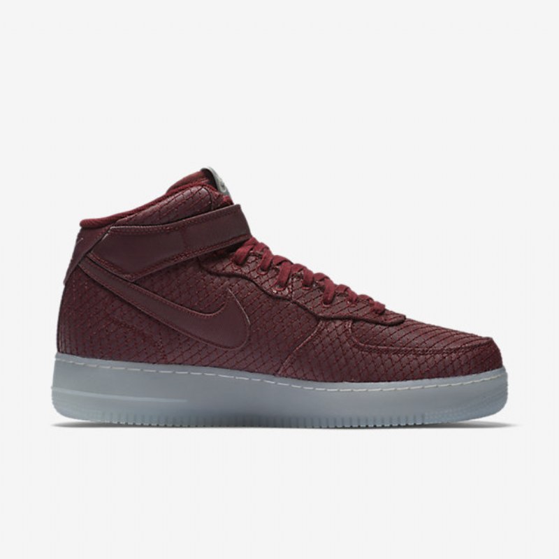 Nike Air Force 1 07 Mlv8 Miesten Musta Joukkue Valkoinen Metallihopea