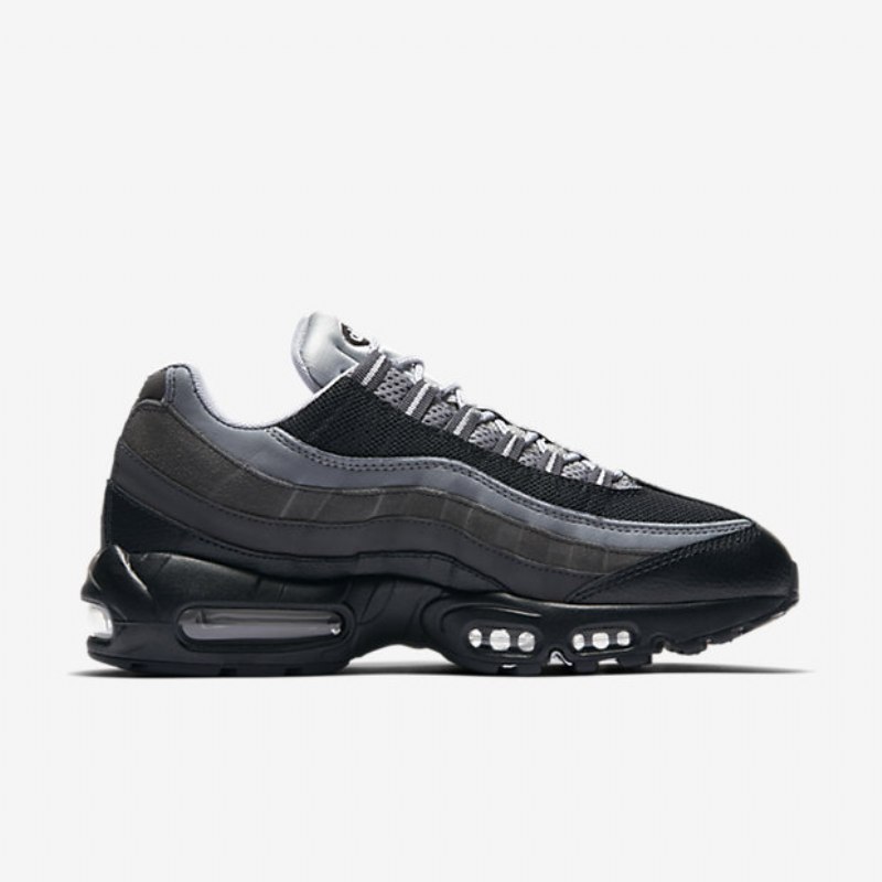 Nike Air Max 95 Essential Miesten Kengät Musta Antrasiitti Viileä Harmaa Susi