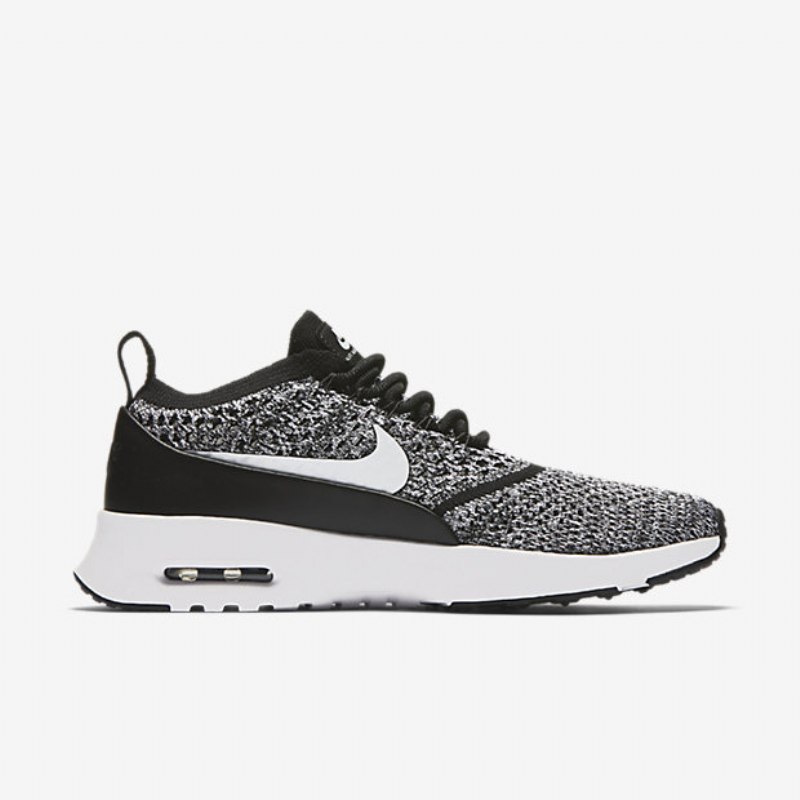 Nike Air Max Thea Naisten Ultra Flyknit Musta Valkoinen