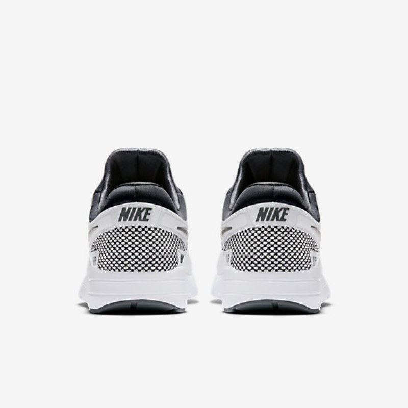 Nike Air Max Zero Essential -kengät