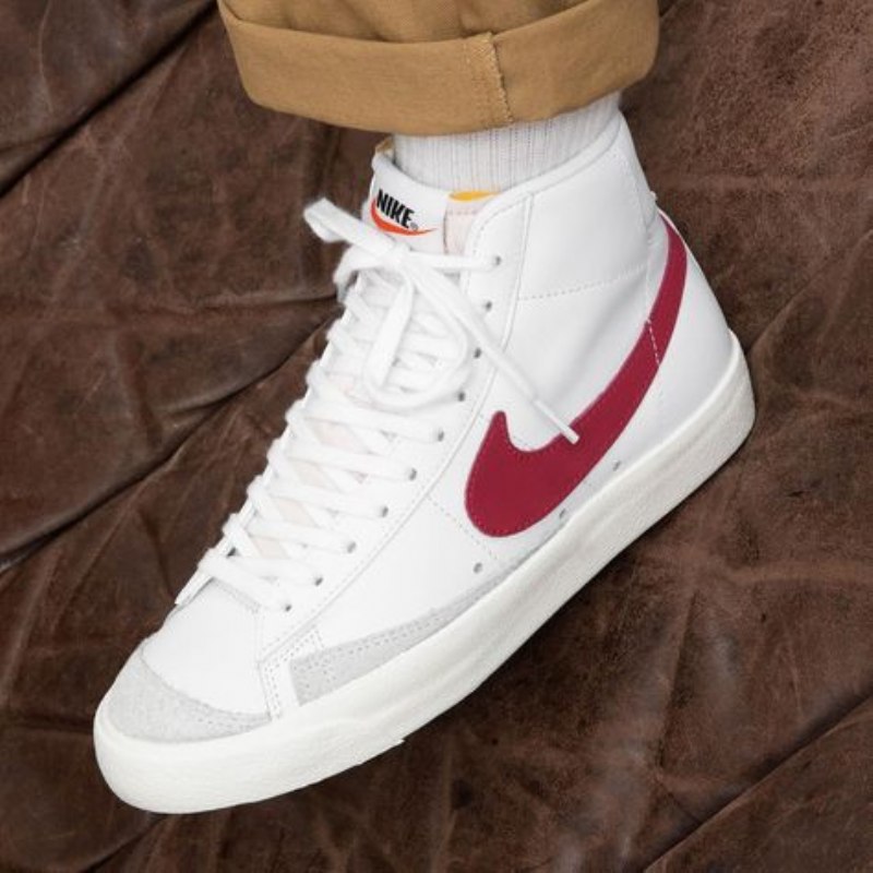 Nike Blazer Mid 77 Vintage Brick Red