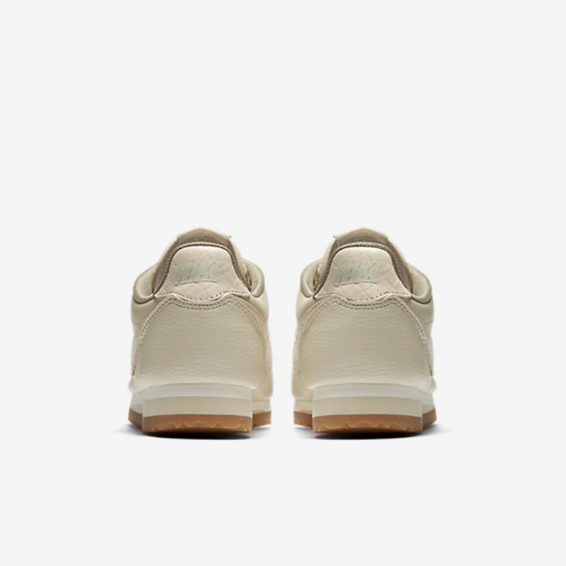 Nike Classic Cortez Nahka Lux Kengät Kaura Purjehduskumi Ruskea Keskikokoinen
