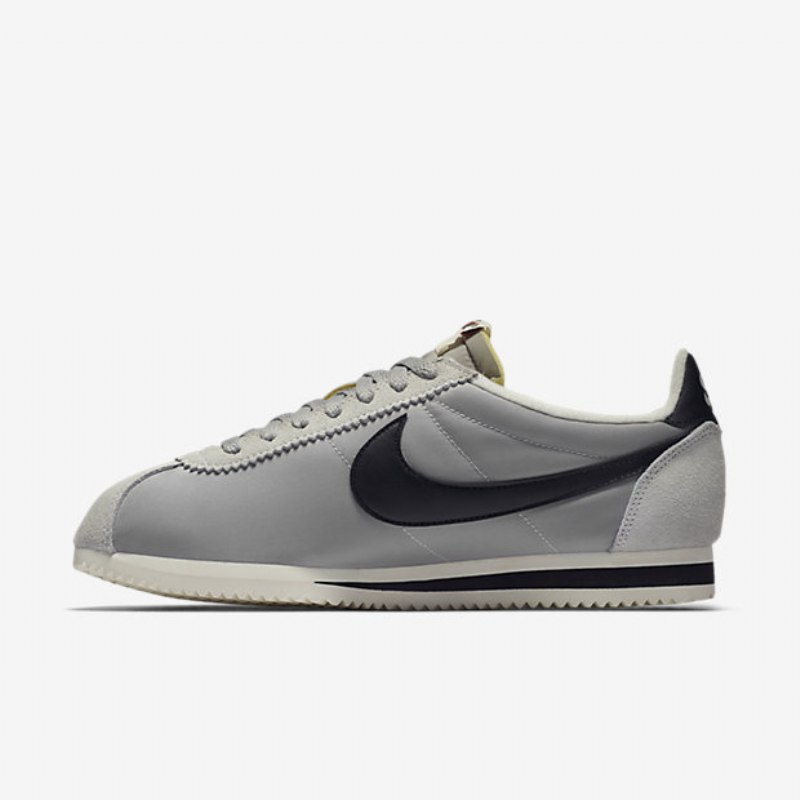 Nike Classic Cortez Nylon Aw -kengät