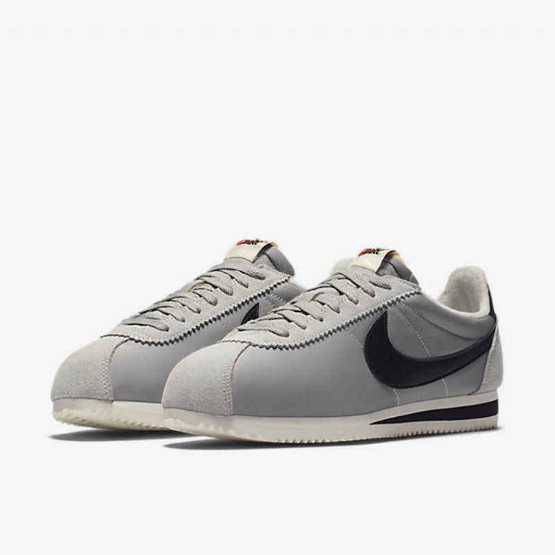 Nike Classic Cortez Nylon Aw -kengät
