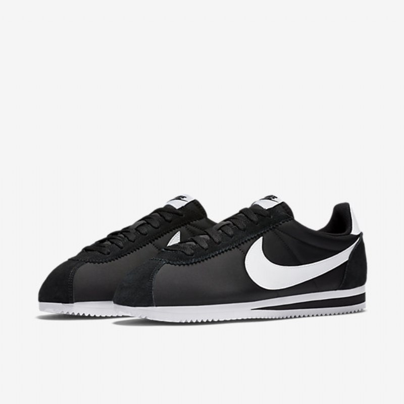 Nike Classic Cortez Nylon Unisex -kengät Mustavalkoinen