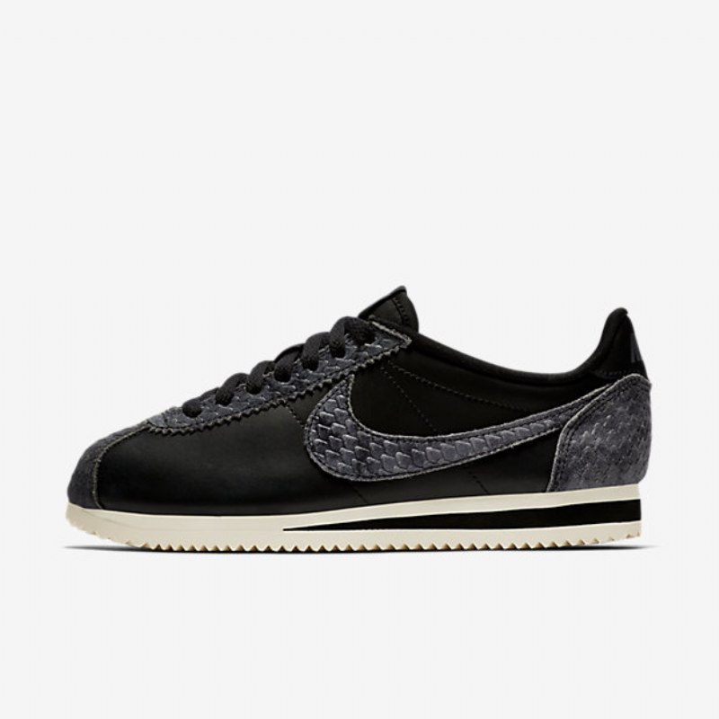 Nike Classic Cortez Premium -kengät Black Sail