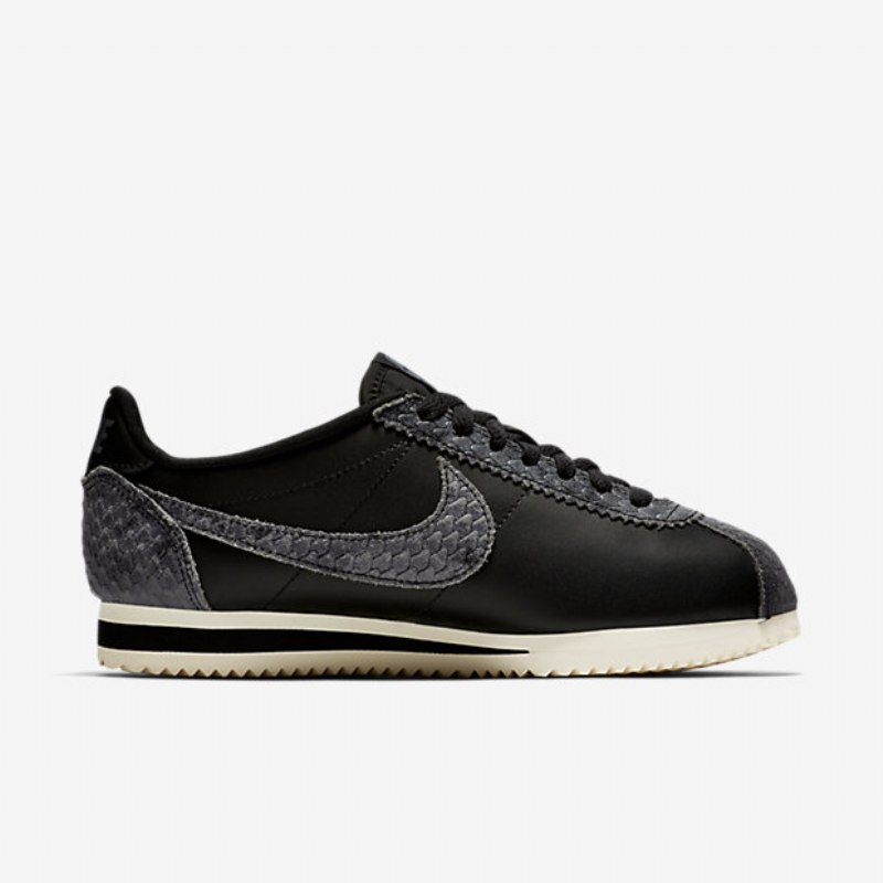 Nike Classic Cortez Premium -kengät Black Sail