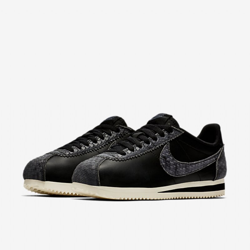 Nike Classic Cortez Premium -kengät Black Sail