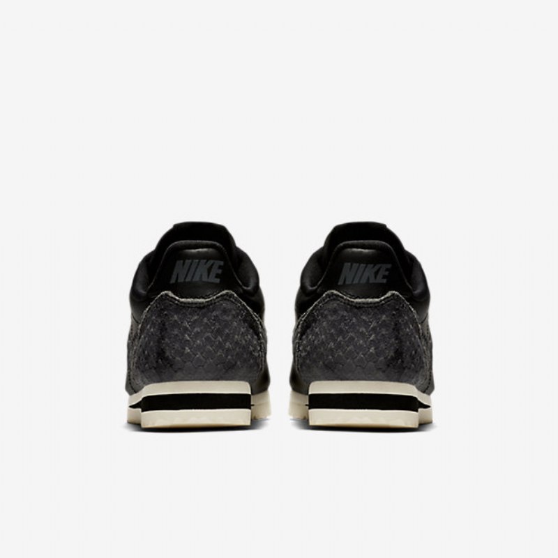 Nike Classic Cortez Premium -kengät Black Sail