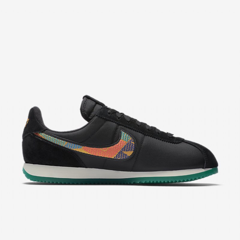 Nike Cortez Basic Lhm Qs -kengät Mustat