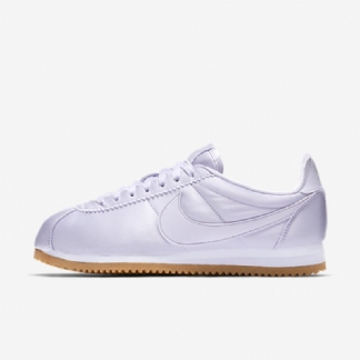 Nike Cortez Classic Qs Chaussure Barely Grape White Keltainen Purukumi