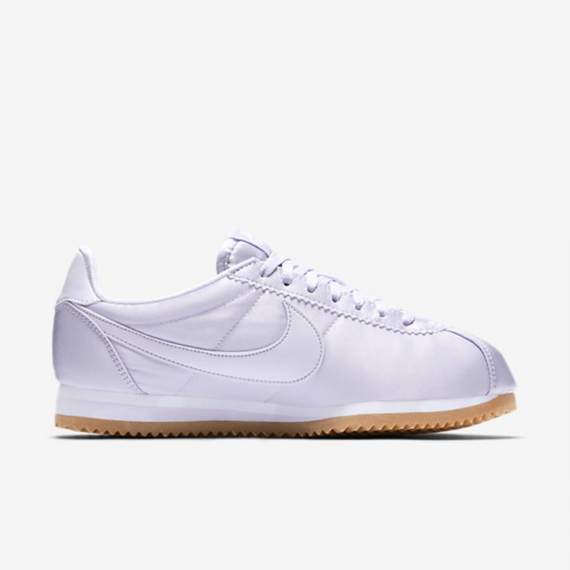 Nike Cortez Classic Qs Chaussure Barely Grape White Keltainen Purukumi