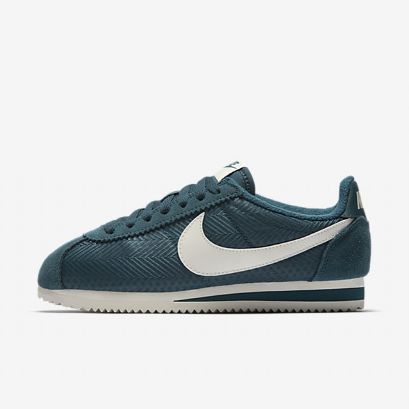 Nike Cortezin Klassiset Tekstiilikengät