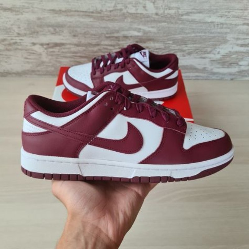 Nike Dunk Low Bordeaux