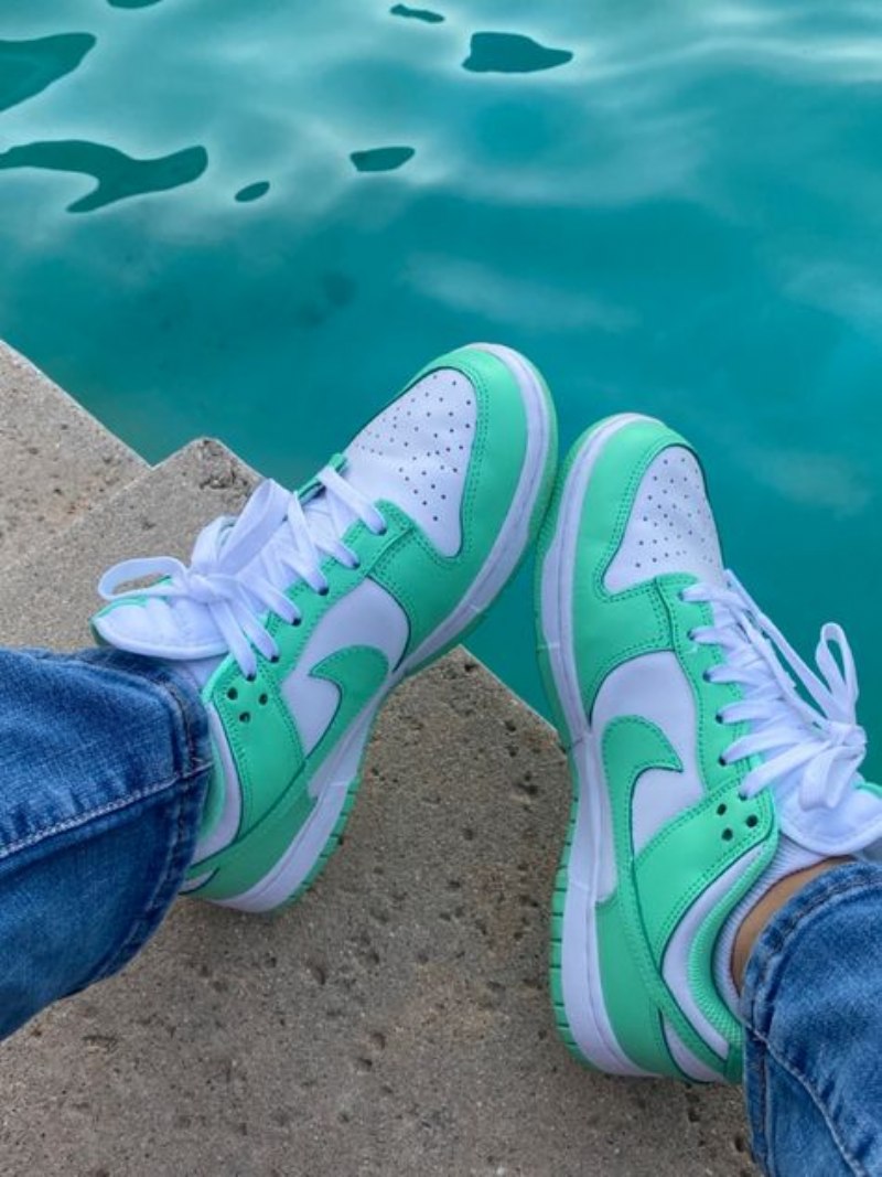 Nike Dunk Low Green Glow