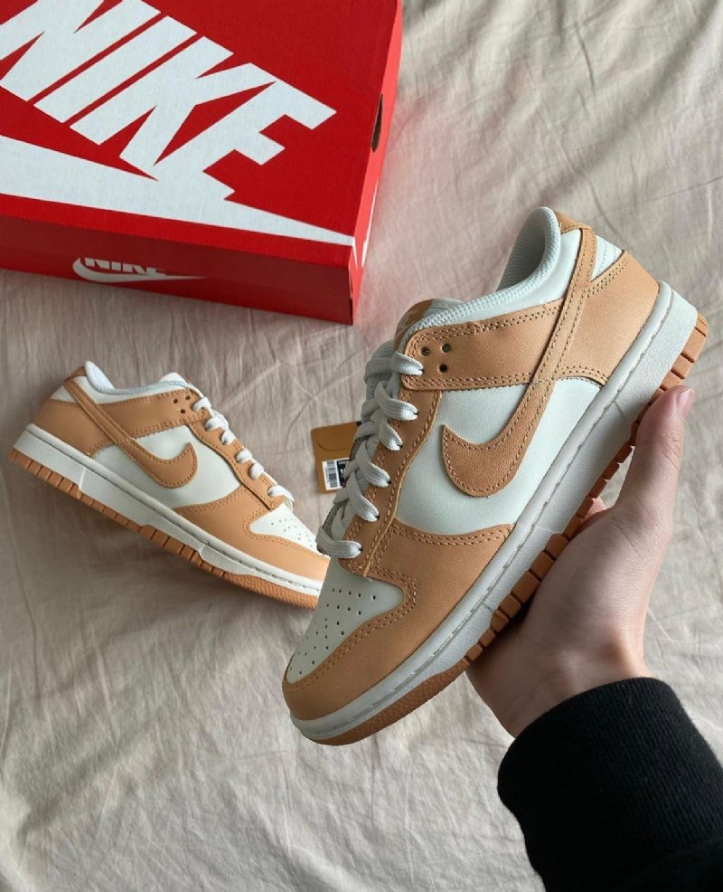 Nike Dunk Low Harvest Moon