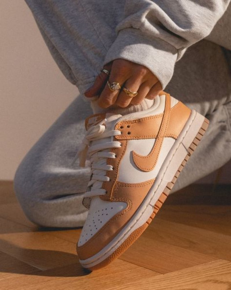 Nike Dunk Low Harvest Moon