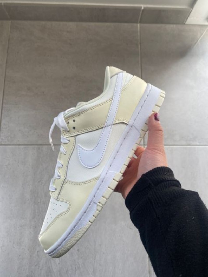 Nike Dunk Low Kookosmaito