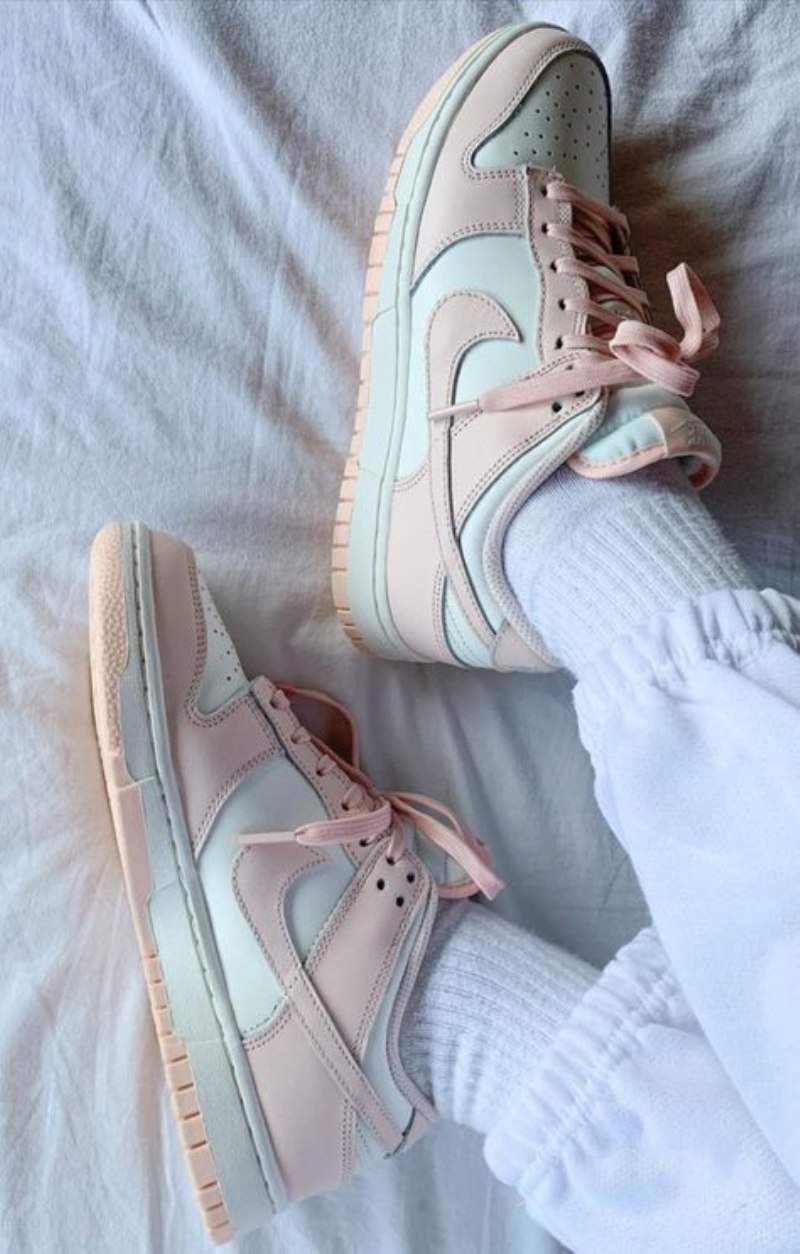 Nike Dunk Low Orange Pearl