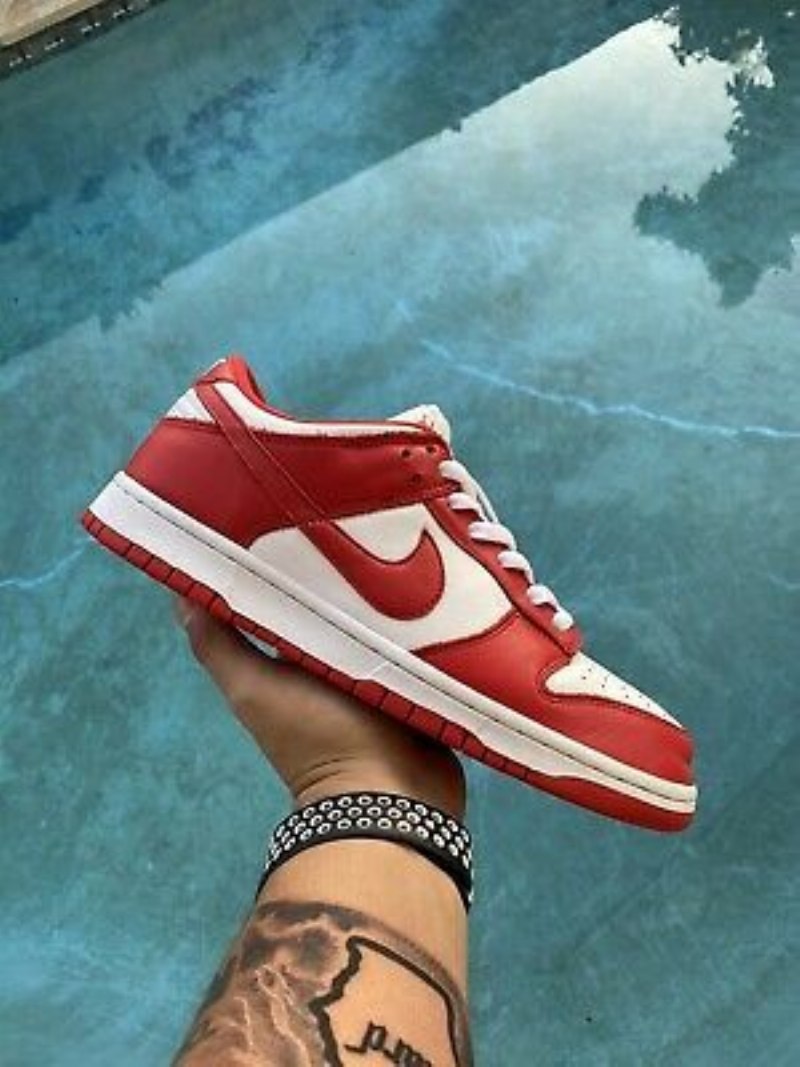 Nike Dunk Low University Red