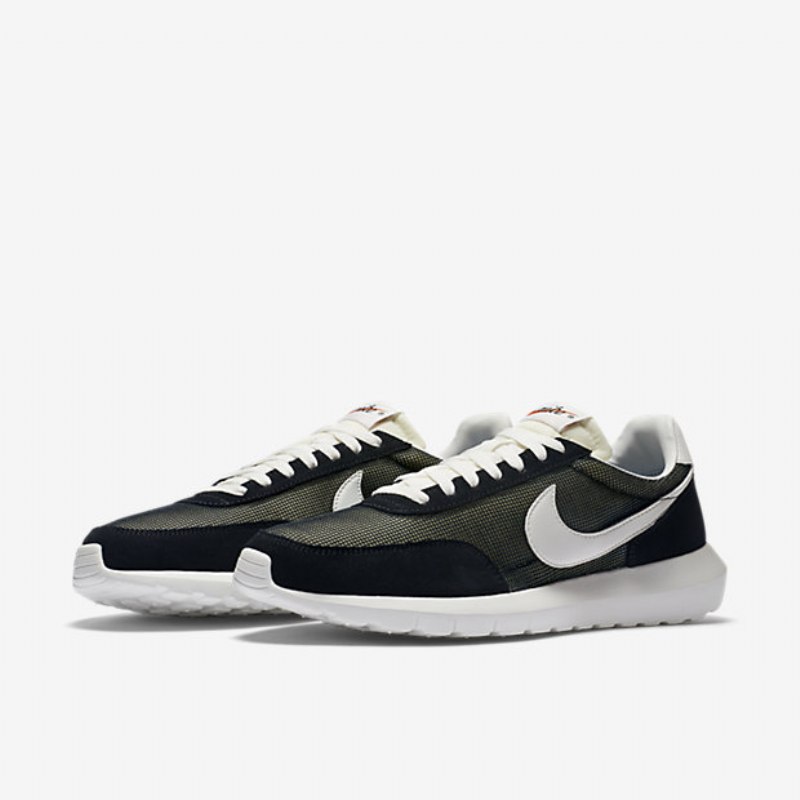 Nike Roshe Daybreak Miesten Black Total Orange Blue Academic Summit White