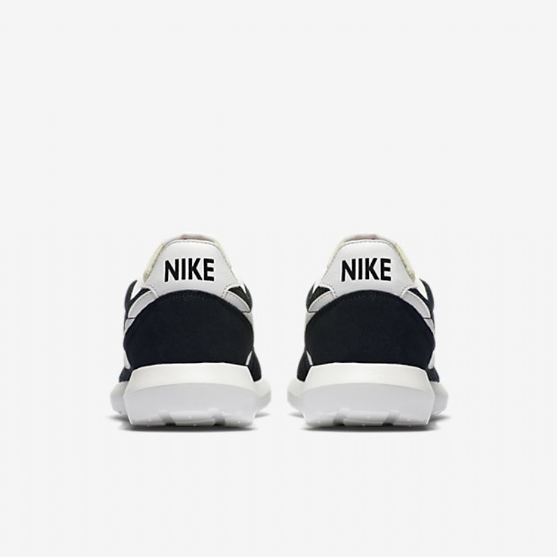 Nike Roshe Daybreak Miesten Black Total Orange Blue Academic Summit White