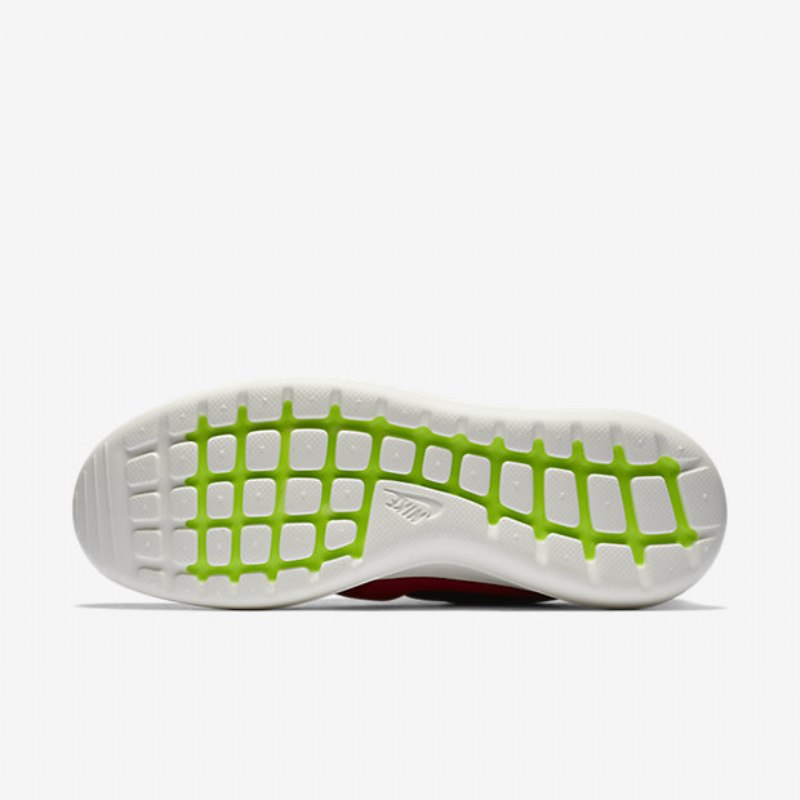 Nike Roshe Kaksi Kenkiä
