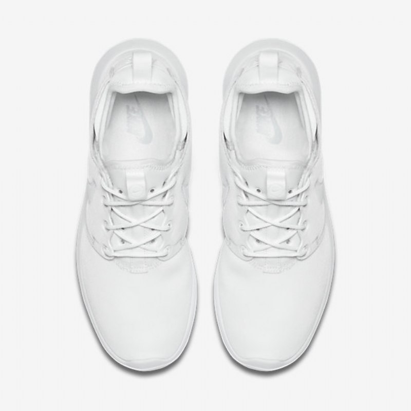 Nike Roshe Kaksi Kenkiä