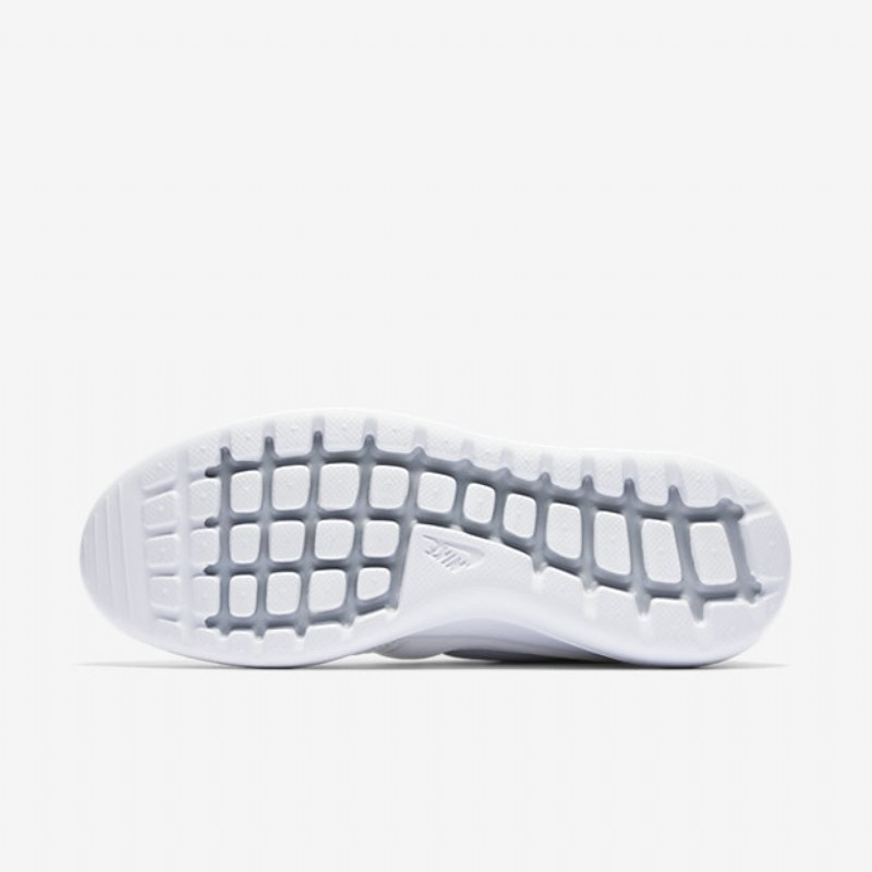Nike Roshe Kaksi Kenkiä