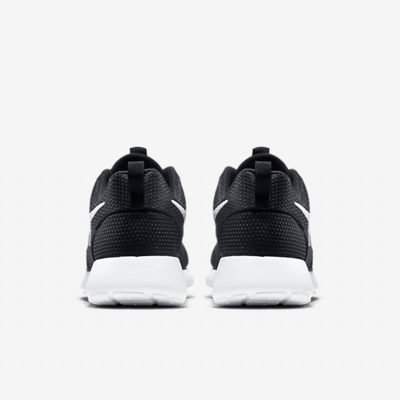 Nike Roshe One -kengät Mustavalkoinen Metallinen Platina
