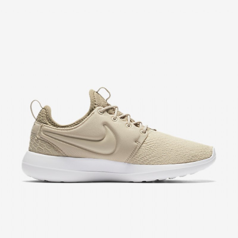 Nike Roshe Se Two Naisten Oatmeal Khaki White