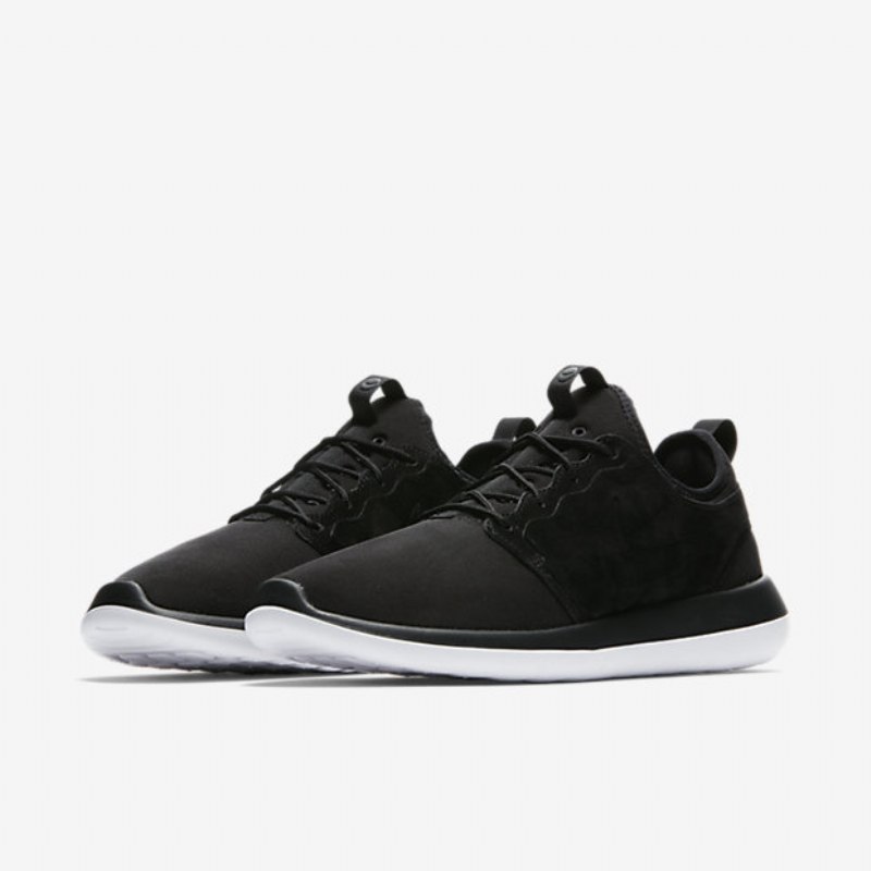 Nike Roshe Two Breathe -kengät Musta Valkoinen Metallikulta